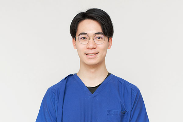 歯科医師　Dr.イケモト